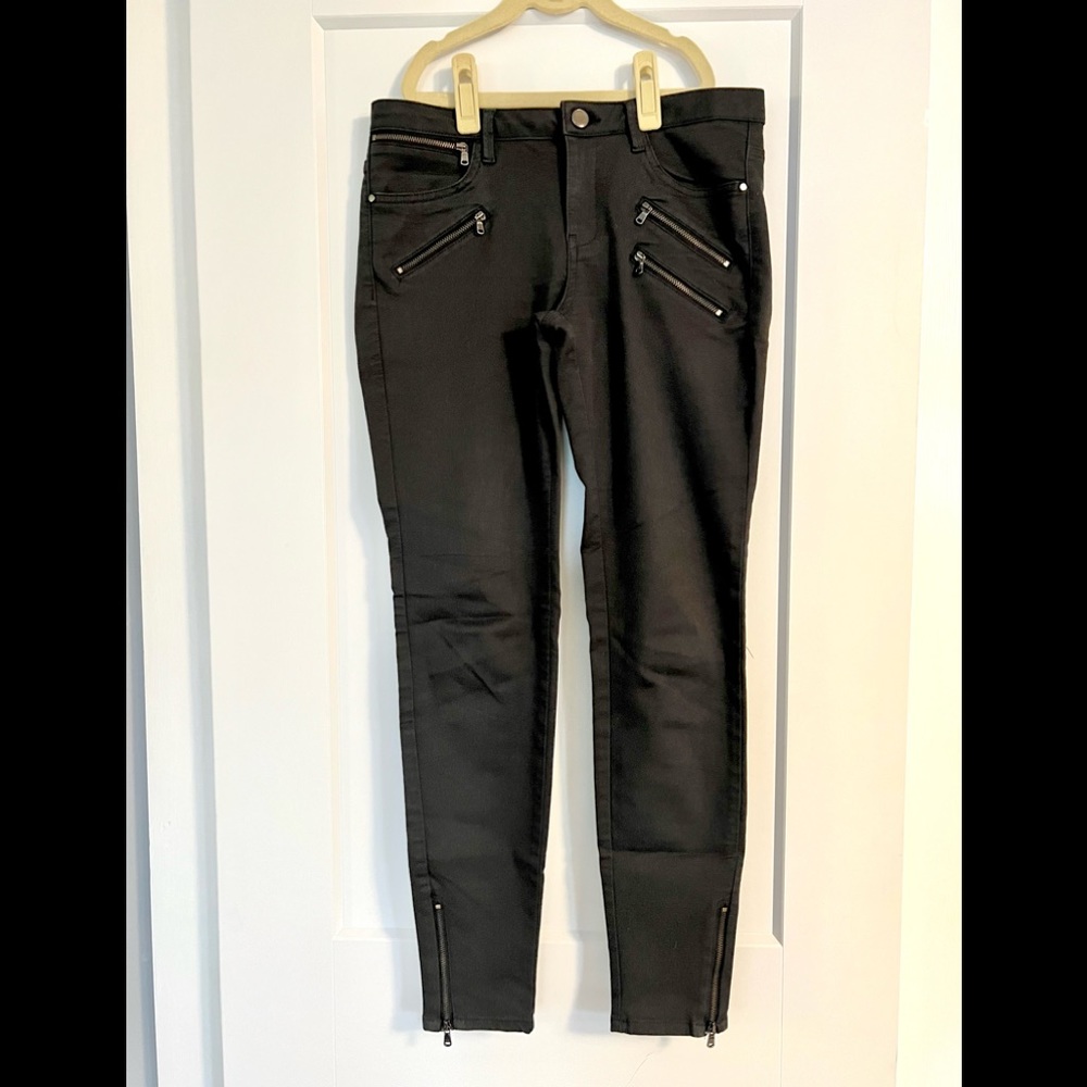 Zara washed black skinny jeans with zipper detail